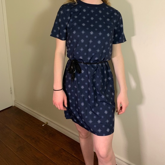 Navy flowy dress - Picture 2 of 4